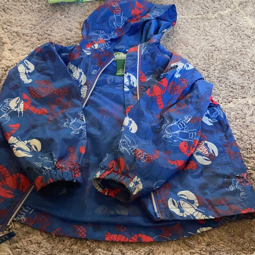 Boys llbean rainjacket size 8